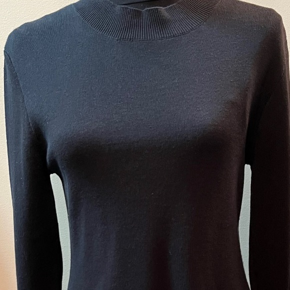 Evie Bell sleeve black knit dress by Swank. SzM - Picture 2 of 8